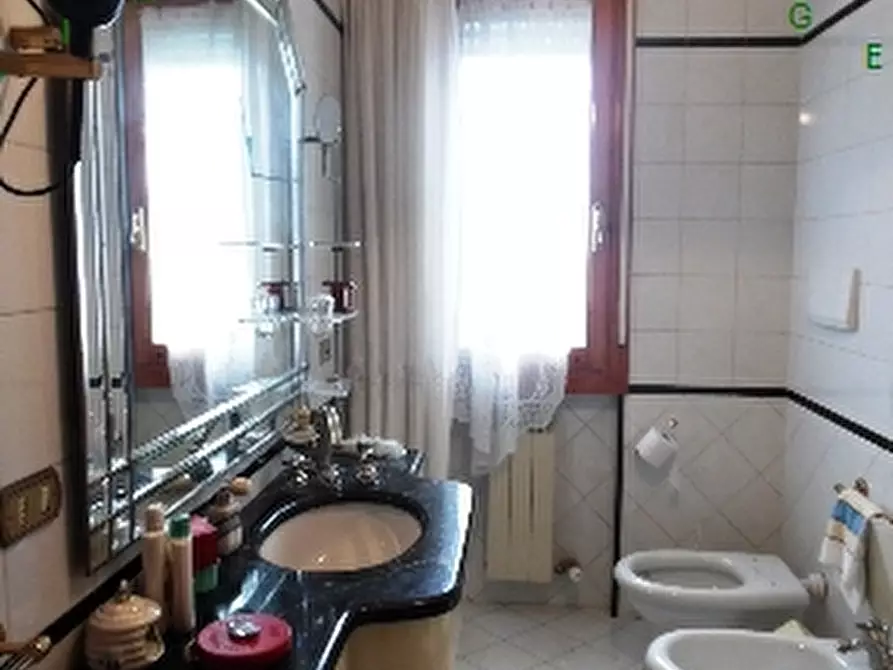 Immagine 6 di Appartamento in vendita  a Borgo San Lorenzo