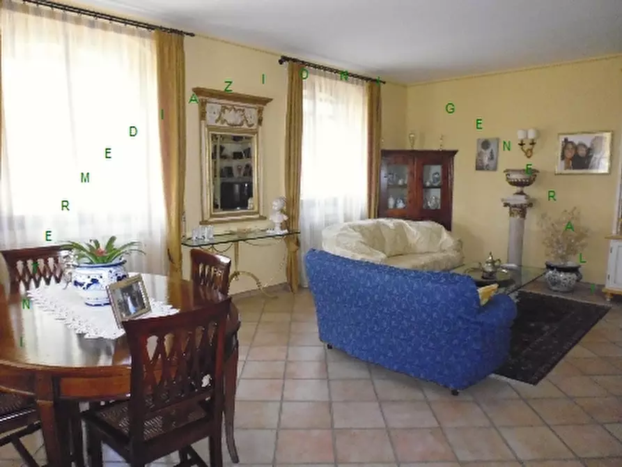 Immagine 4 di Villa in vendita  a Barberino Di Mugello