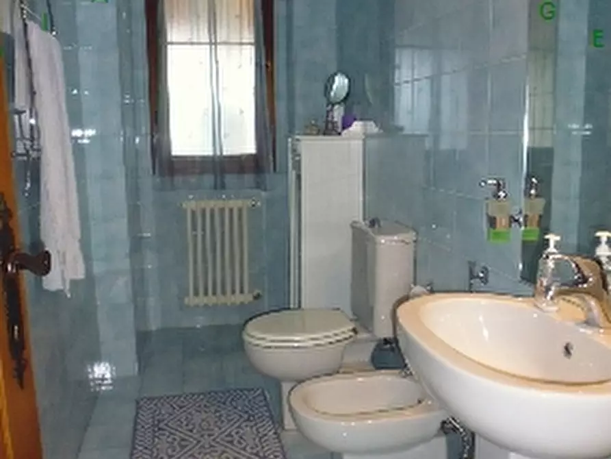 Immagine 7 di Villa in vendita  a Barberino Di Mugello