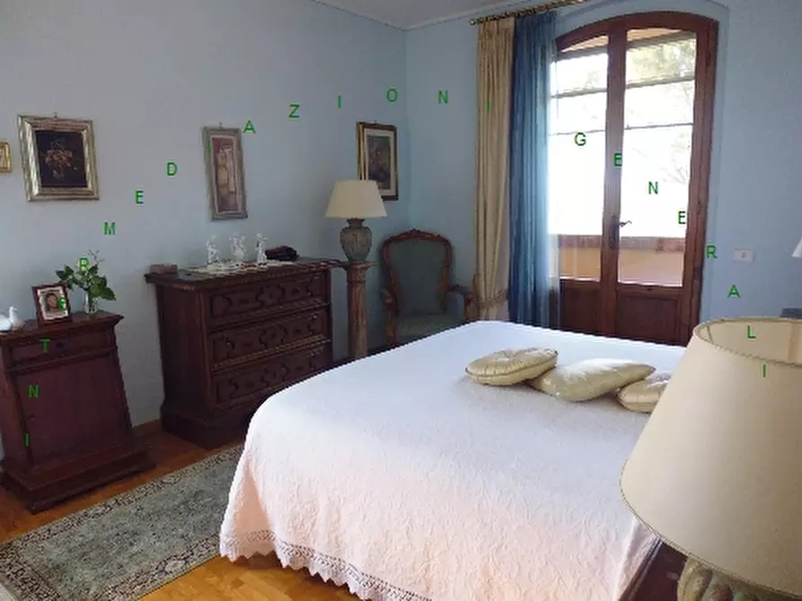 Immagine 8 di Villa in vendita  a Barberino Di Mugello