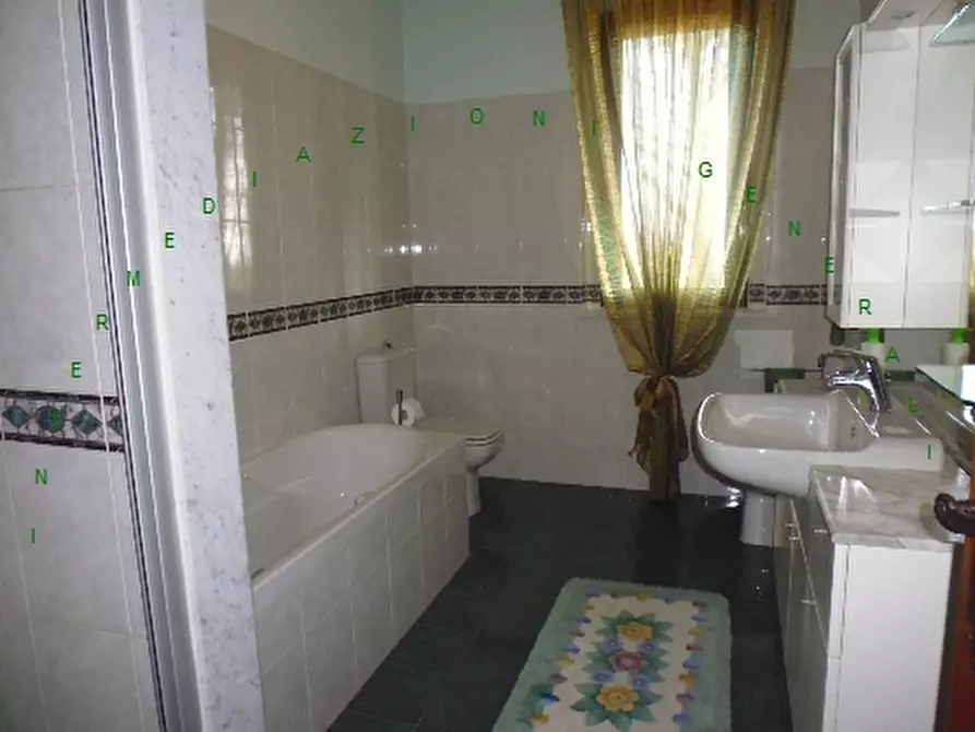 Immagine 11 di Villa in vendita  a Barberino Di Mugello