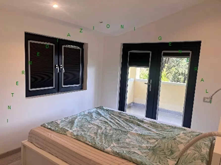 Immagine 21 di Villa in vendita  a Vicchio