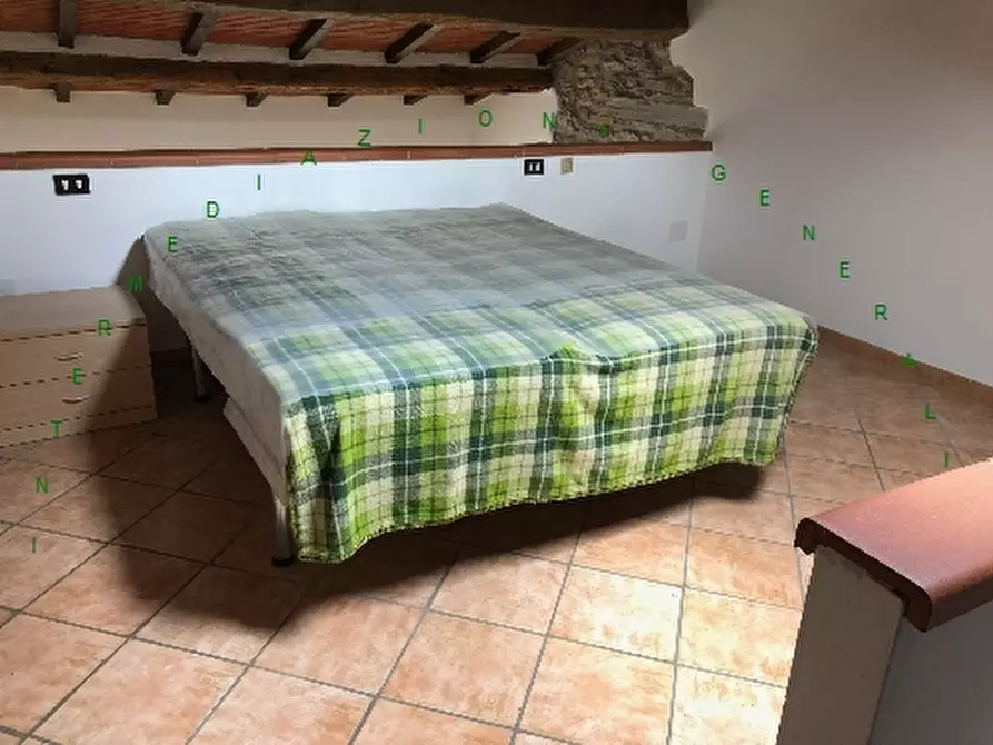 Immagine 5 di Villa in vendita  a Vicchio