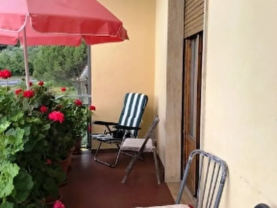 Immagine 10 di Villa in vendita  a Scarperia E San Piero