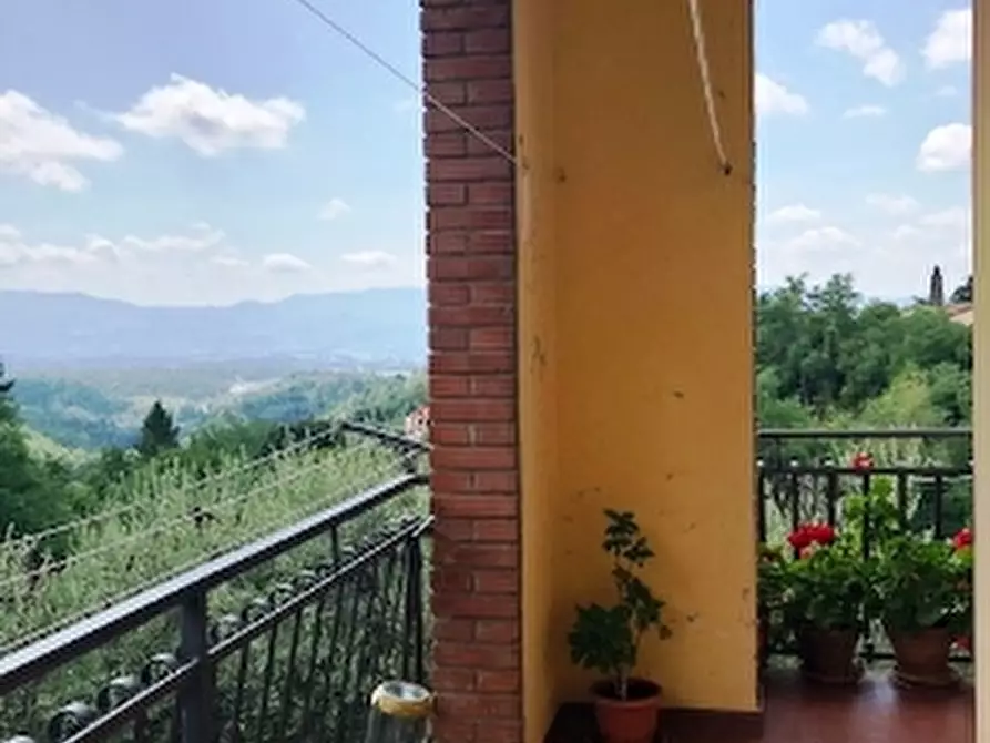 Immagine 11 di Villa in vendita  a Scarperia E San Piero