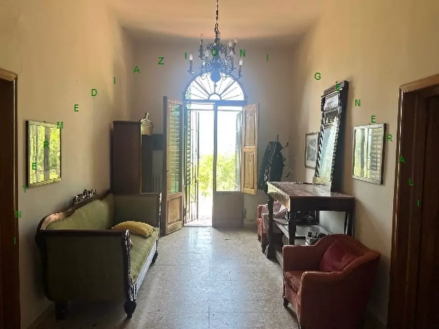 Immagine 6 di Villa in vendita  a Vicchio