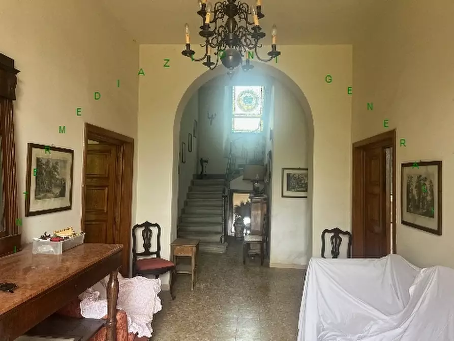 Immagine 7 di Villa in vendita  a Vicchio