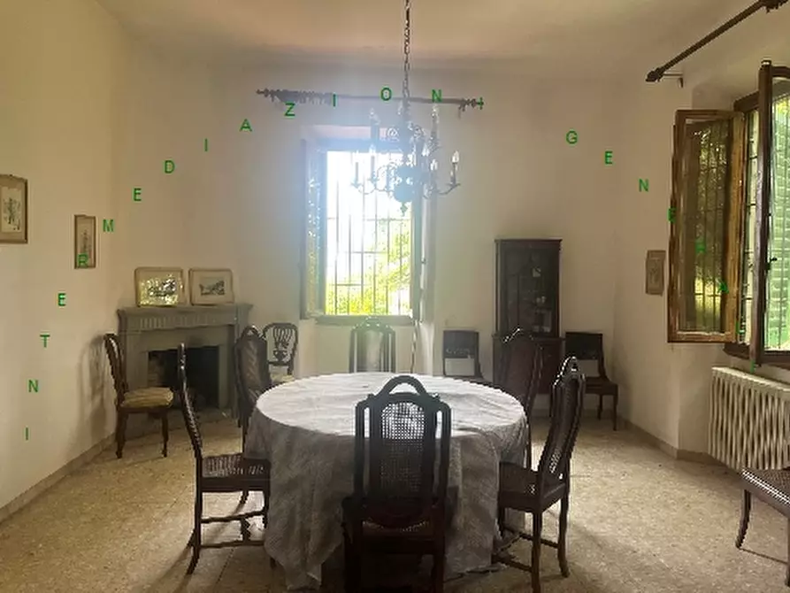 Immagine 8 di Villa in vendita  a Vicchio