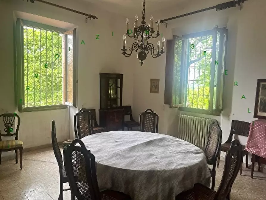 Immagine 9 di Villa in vendita  a Vicchio