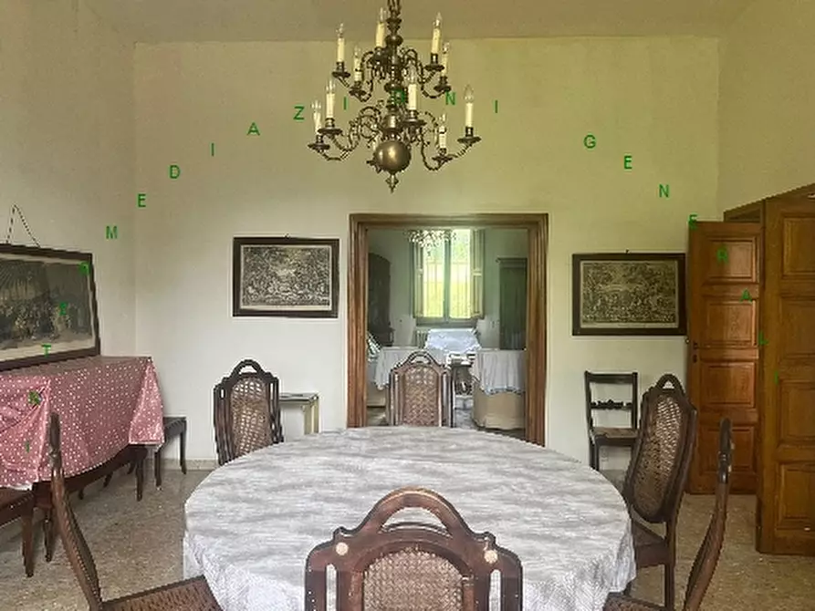 Immagine 10 di Villa in vendita  a Vicchio