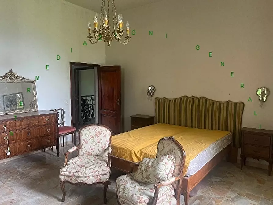 Immagine 16 di Villa in vendita  a Vicchio