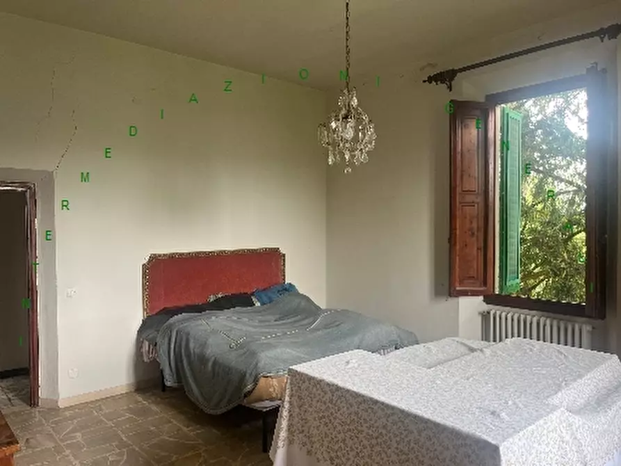 Immagine 17 di Villa in vendita  a Vicchio