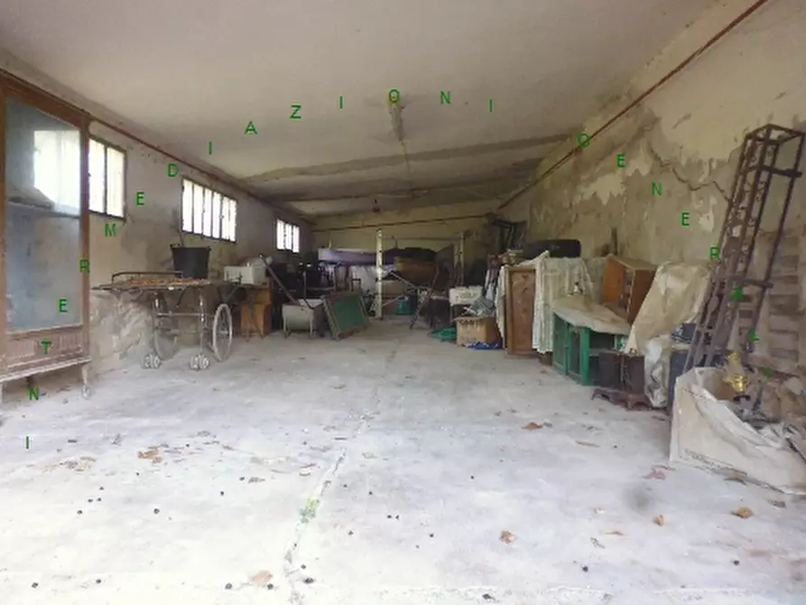 Immagine 19 di Villa in vendita  a Vicchio