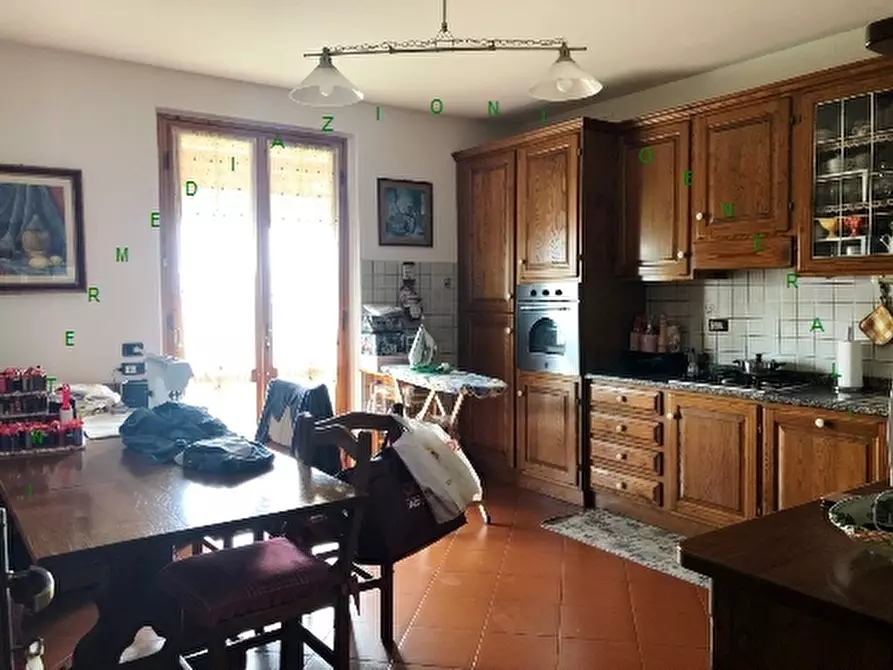 Immagine 10 di Villa in vendita  a Scarperia E San Piero