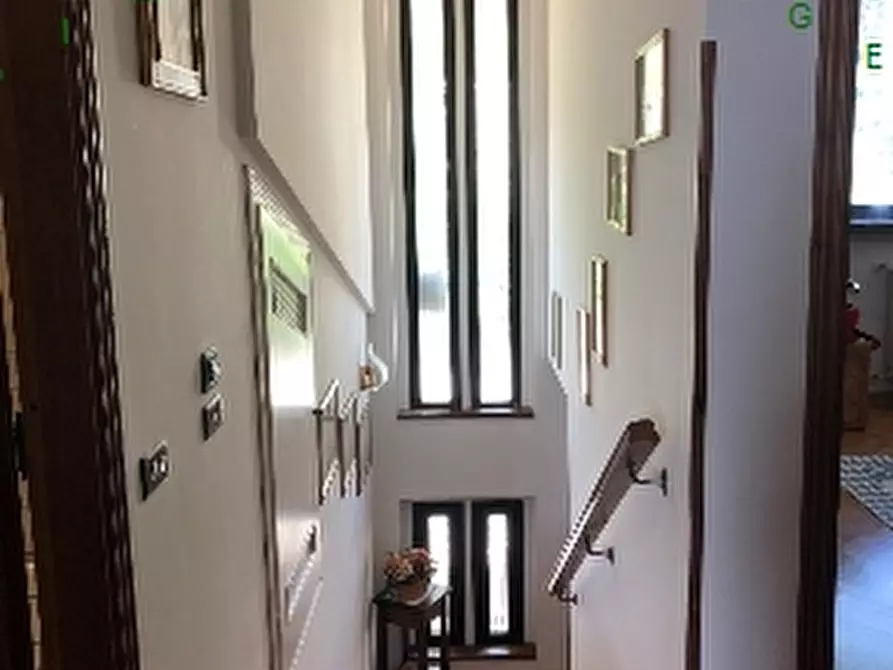 Immagine 11 di Villa in vendita  a Scarperia E San Piero