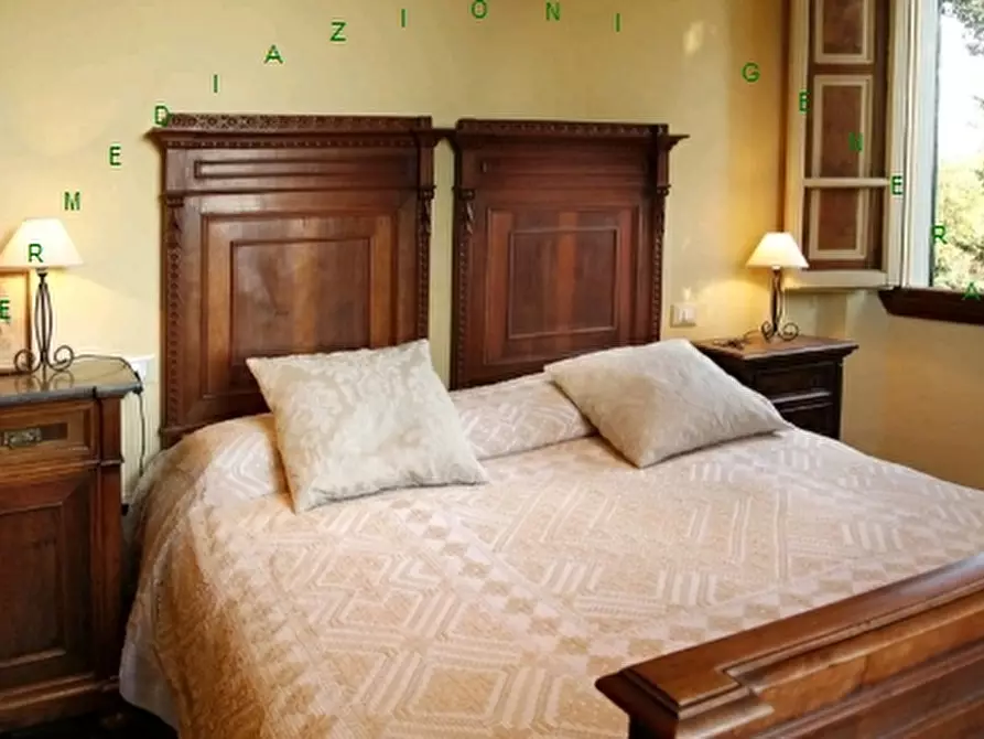 Immagine 7 di Villa in vendita  a Borgo San Lorenzo