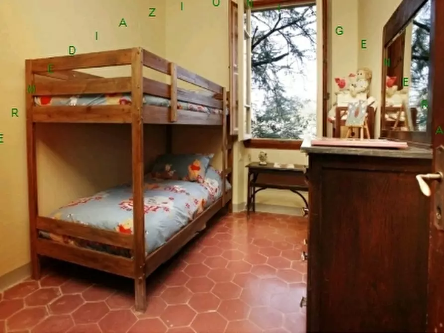 Immagine 8 di Villa in vendita  a Borgo San Lorenzo