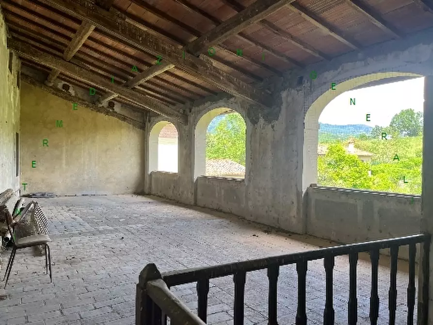 Immagine 6 di Villa in vendita  a Scarperia E San Piero