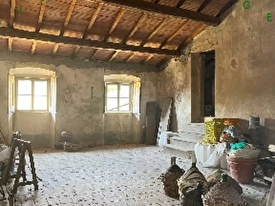 Immagine 8 di Villa in vendita  a Scarperia E San Piero
