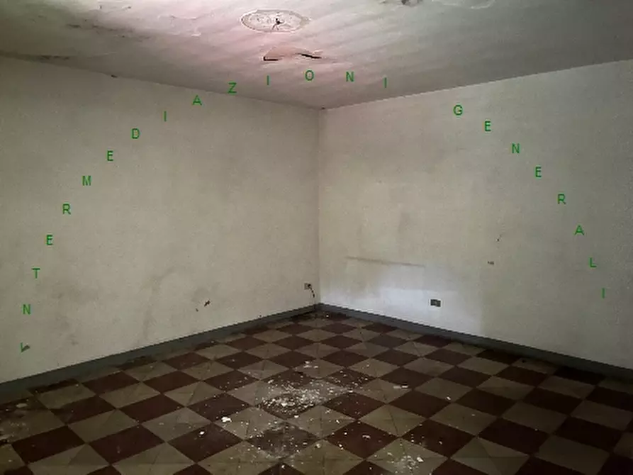 Immagine 2 di Villa in vendita  a Vicchio