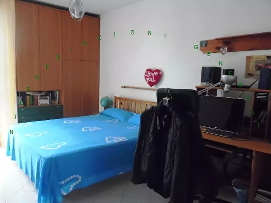 Immagine 7 di Villa in vendita  a Borgo San Lorenzo