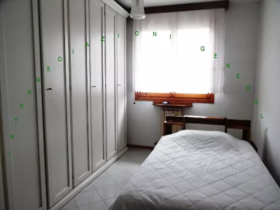 Immagine 8 di Villa in vendita  a Borgo San Lorenzo