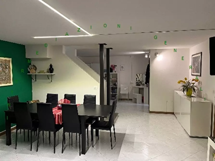Immagine 7 di Villa in vendita  a Vicchio
