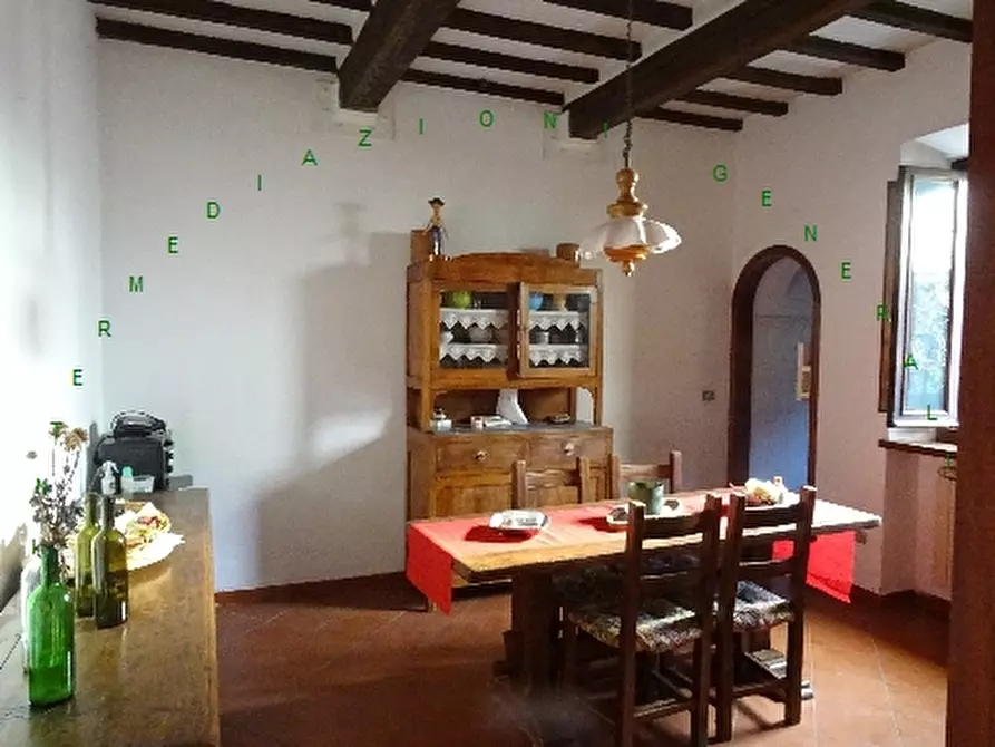 Immagine 1 di Villa in vendita  a Barberino Di Mugello