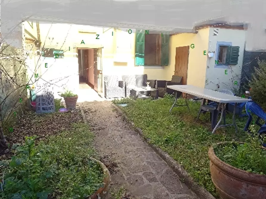 Immagine 8 di Villa in vendita  a Barberino Di Mugello