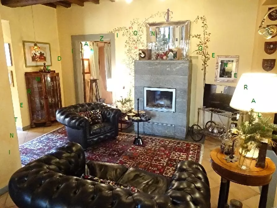 Immagine 3 di Villa in vendita  a Barberino Di Mugello