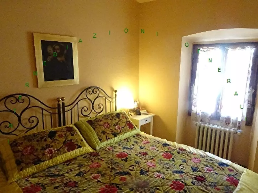 Immagine 15 di Villa in vendita  a Barberino Di Mugello