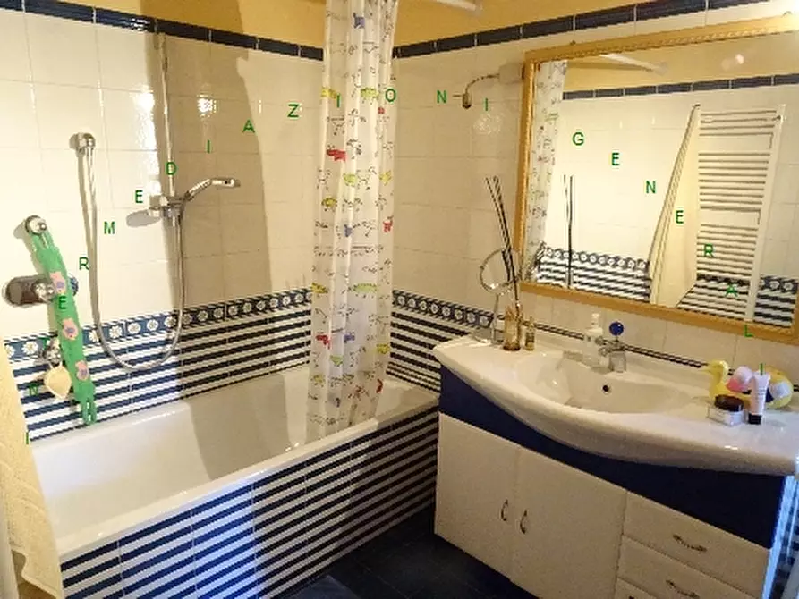 Immagine 21 di Villa in vendita  a Barberino Di Mugello