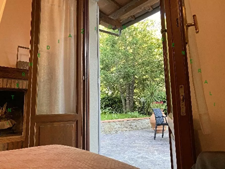 Immagine 7 di Villa in vendita  a Barberino Di Mugello