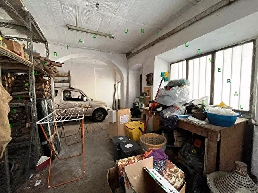 Immagine 10 di Villa in vendita  a Scarperia E San Piero