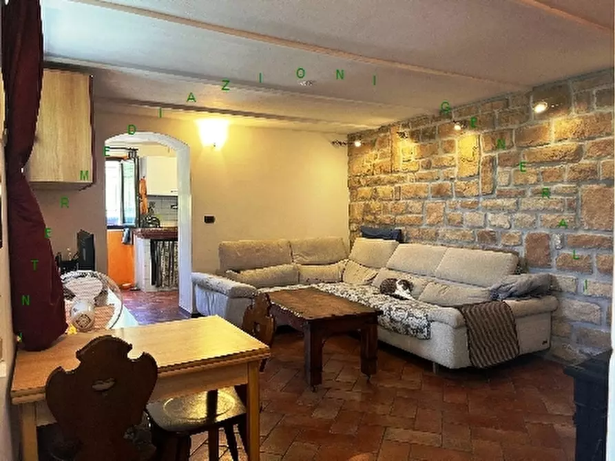 Immagine 5 di Villa in vendita  a Scarperia E San Piero