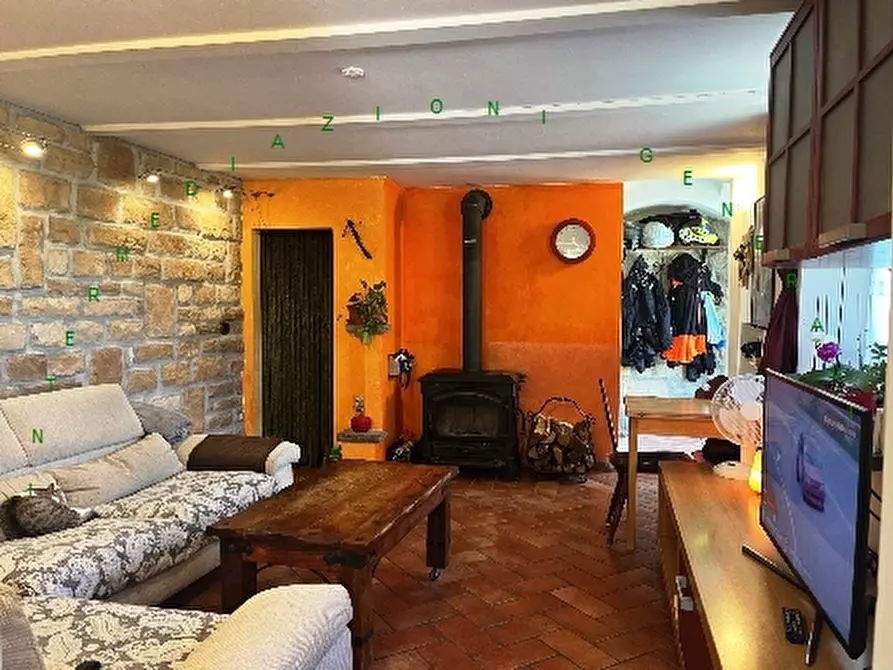 Immagine 6 di Villa in vendita  a Scarperia E San Piero