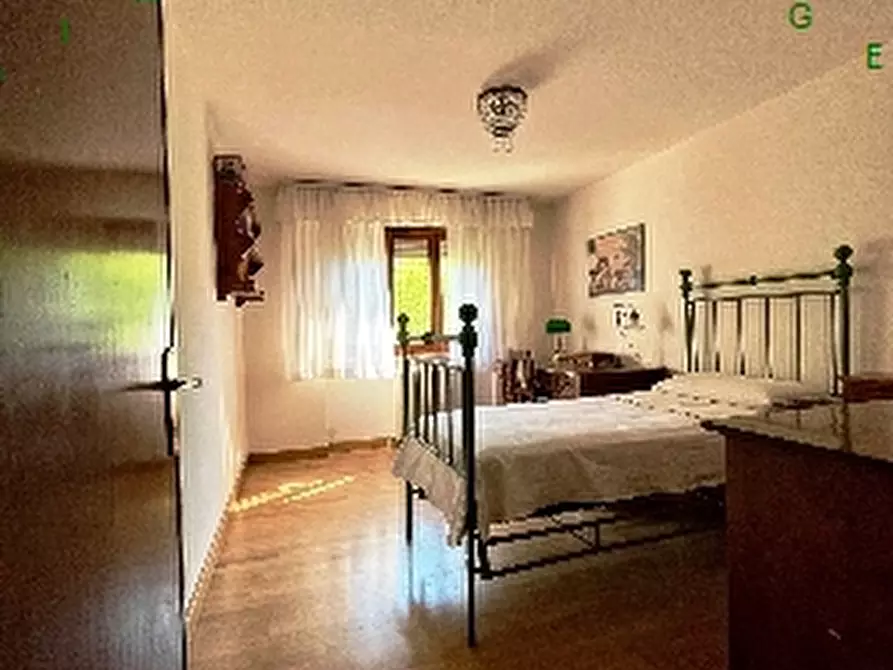 Immagine 14 di Villa in vendita  a Scarperia E San Piero