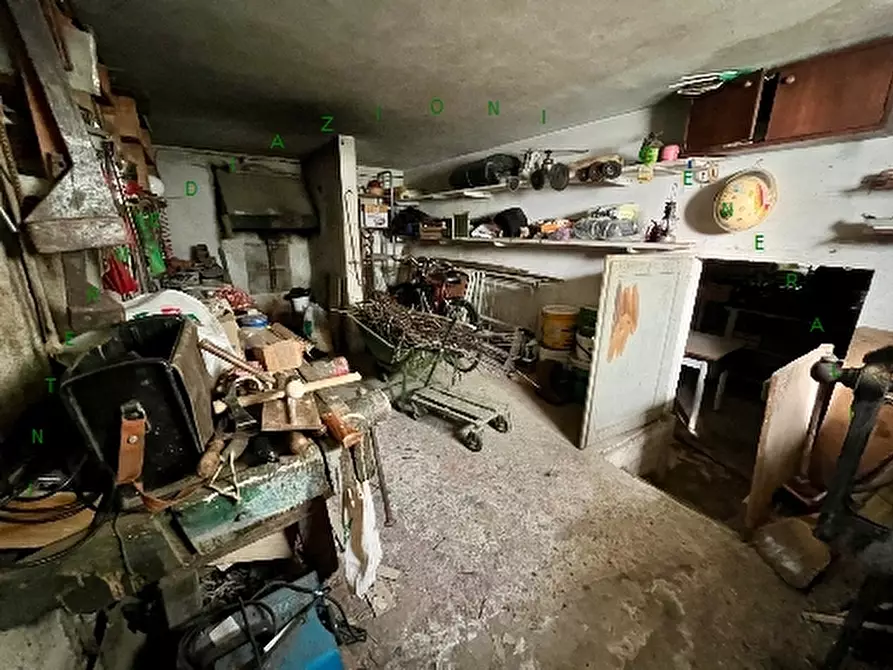 Immagine 18 di Villa in vendita  a Scarperia E San Piero