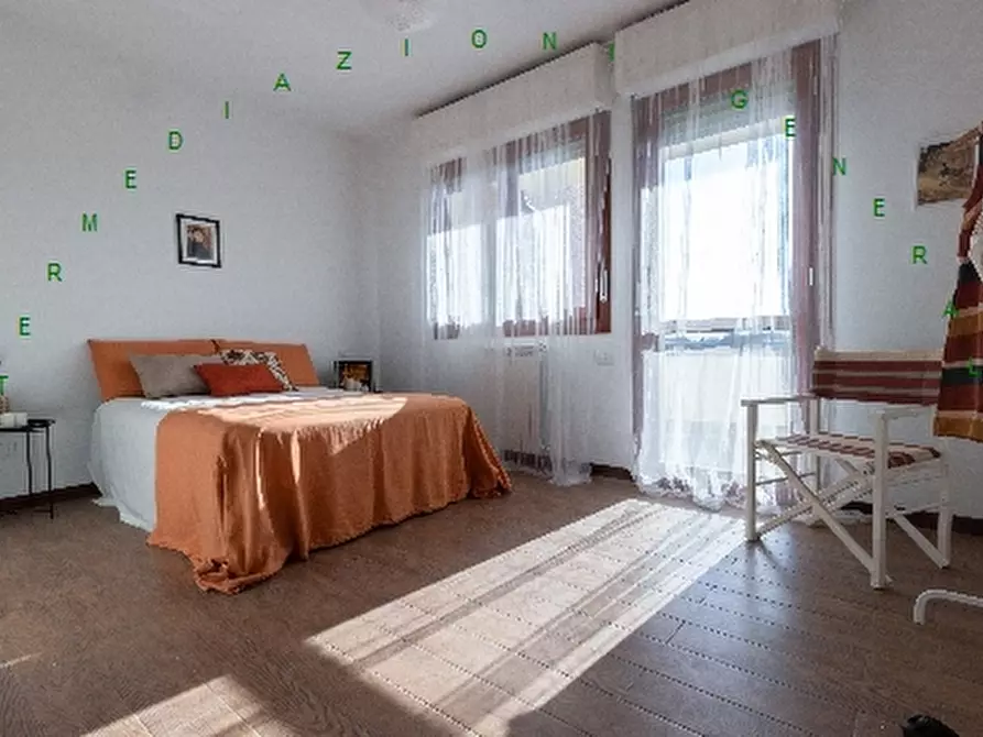 Immagine 7 di Villa in vendita  a Borgo San Lorenzo