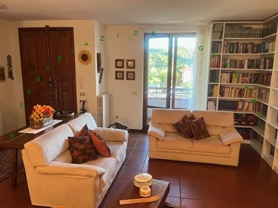 Immagine 4 di Villa in vendita  a Barberino Di Mugello