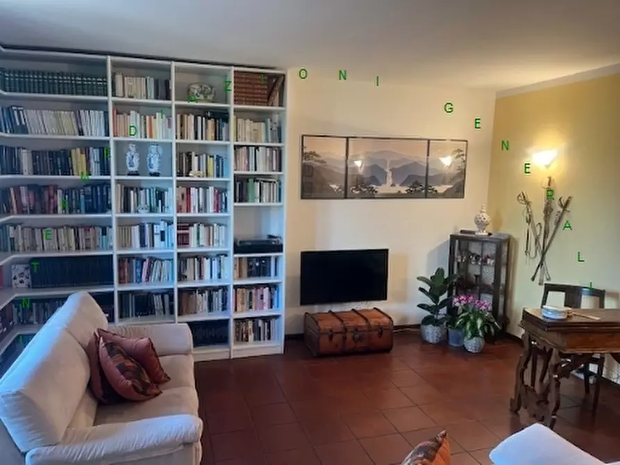 Immagine 6 di Villa in vendita  a Barberino Di Mugello