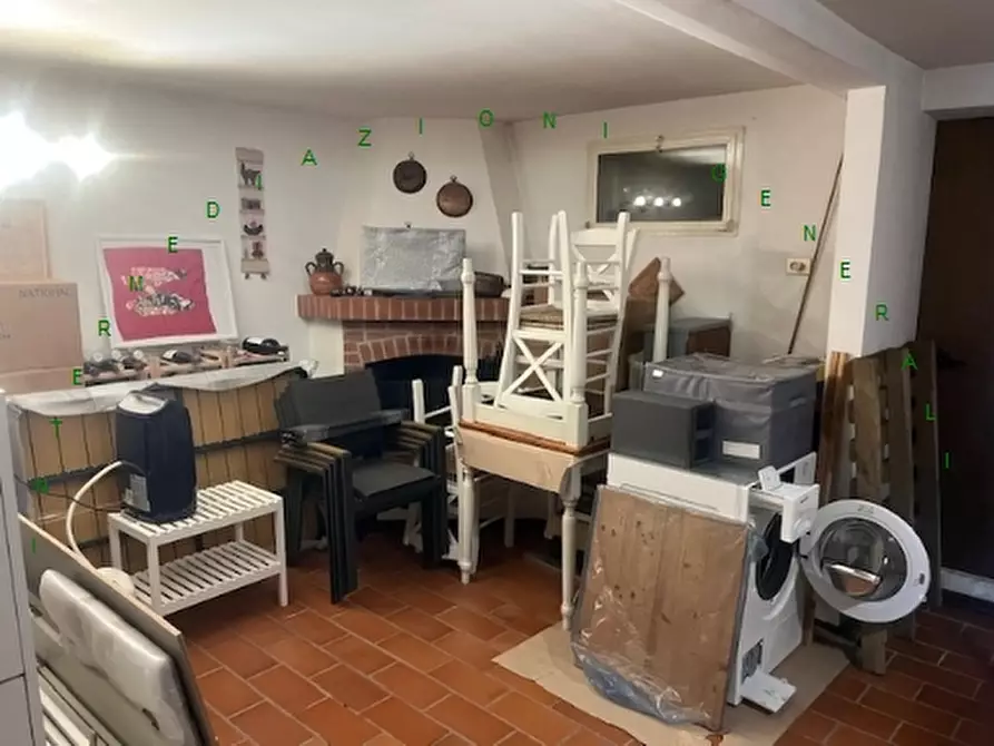 Immagine 10 di Villa in vendita  a Barberino Di Mugello
