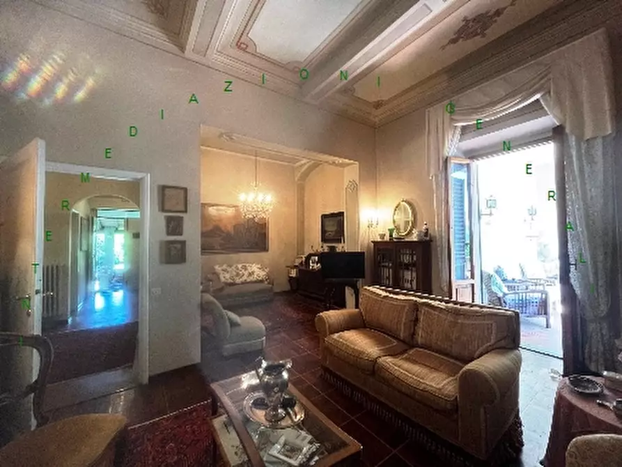 Immagine 19 di Villa in vendita  a Scarperia E San Piero