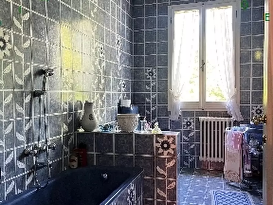 Immagine 27 di Villa in vendita  a Scarperia E San Piero