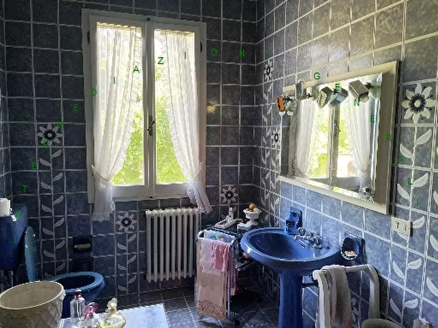 Immagine 28 di Villa in vendita  a Scarperia E San Piero