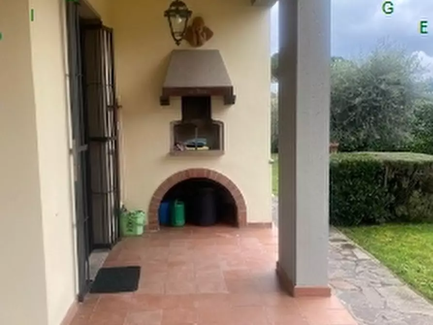 Immagine 2 di Villa in vendita  a Barberino Di Mugello