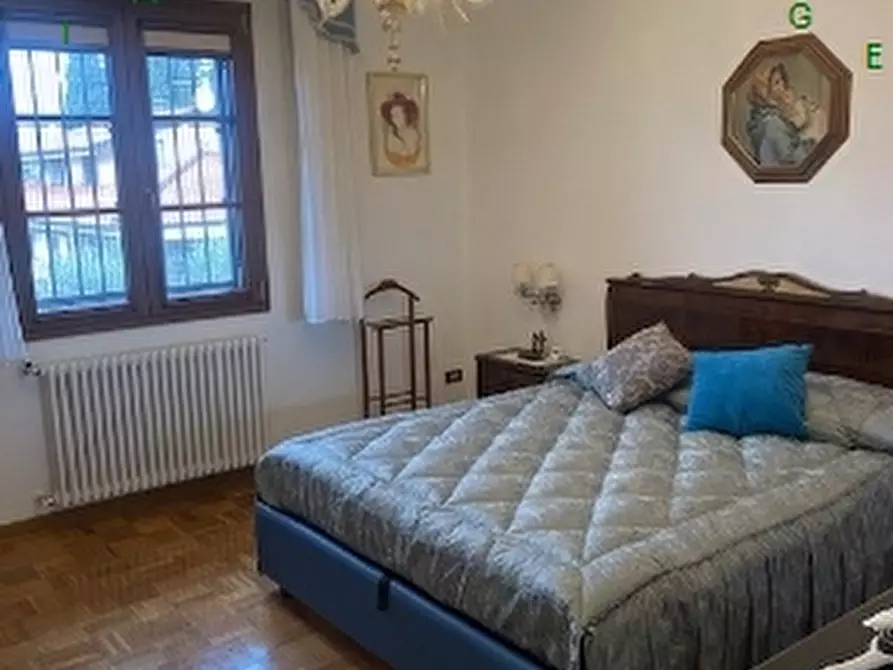 Immagine 6 di Villa in vendita  a Barberino Di Mugello