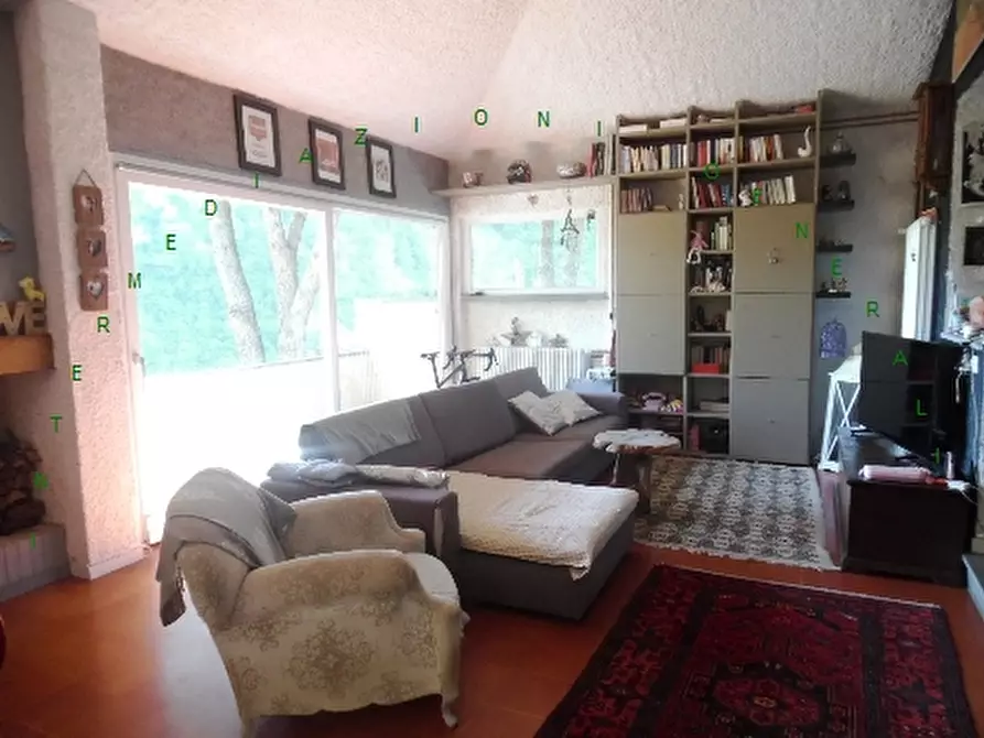 Immagine 4 di Villa in vendita  a Borgo San Lorenzo