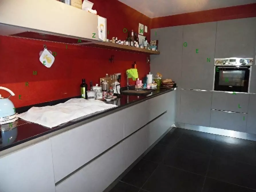 Immagine 9 di Villa in vendita  a Borgo San Lorenzo