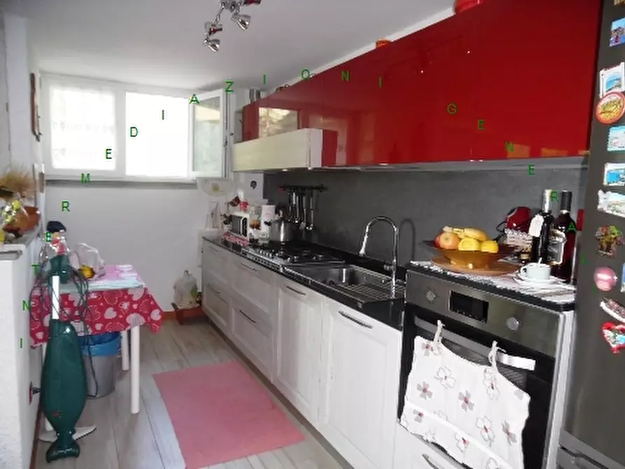 Immagine 15 di Villa in vendita  a Borgo San Lorenzo